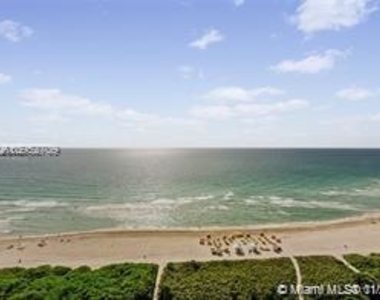 6301 Collins Ave - Photo Thumbnail 5