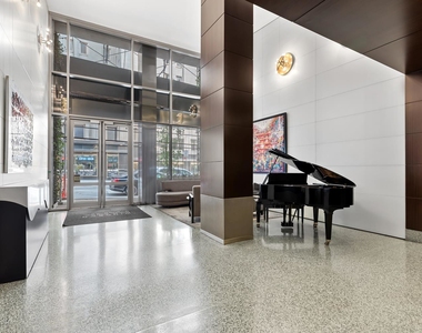 100 West 58th Street - Photo Thumbnail 7