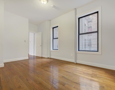 561 West 179th Street - Photo Thumbnail 6