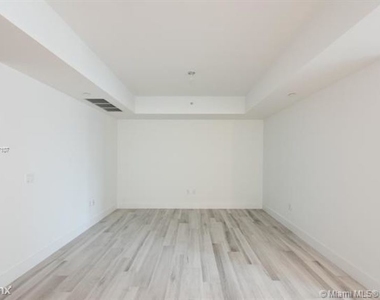 1010 Brickell, 1010 Brickell Ave, Miami, Fl 33131, Usa - Photo Thumbnail 13