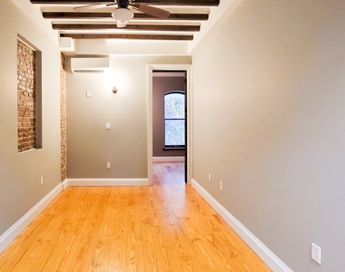 129 Putnam Avenue - Photo Thumbnail 14