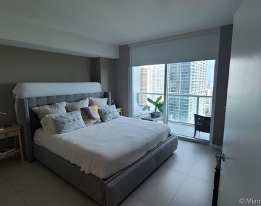 500 Brickell Ave Apt 2805 - Photo Thumbnail 14