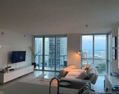 500 Brickell Ave Apt 2805 - Photo Thumbnail 1