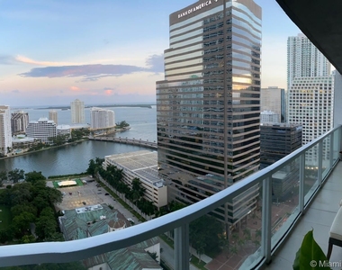 500 Brickell Ave Apt 2805 - Photo Thumbnail 18