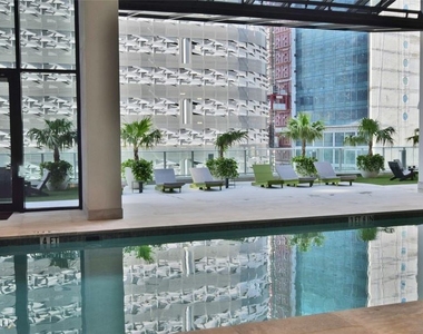 1010 Brickell Avenue 2002 - Photo Thumbnail 13