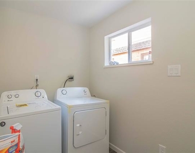 3424 Rogers Avenue - Photo Thumbnail 15