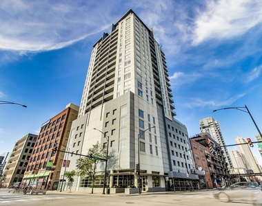 330 West Grand Avenue - Photo Thumbnail 1