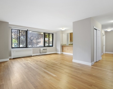 784 Columbus Avenue - Photo Thumbnail 0