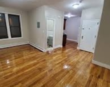 1079 Schenectady Avenue - Photo Thumbnail 2