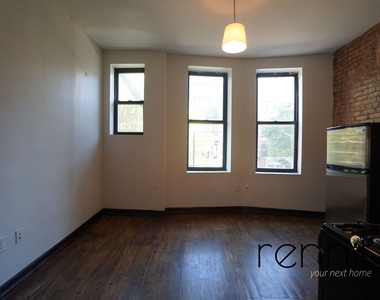 817 St Johns Place - Photo Thumbnail 1