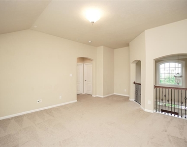 6806 Mendenhall Way - Photo Thumbnail 27