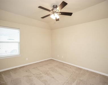 6806 Mendenhall Way - Photo Thumbnail 23