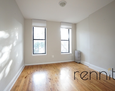 559 Seneca Avenue - Photo Thumbnail 5