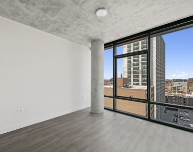 450 West Belmont Avenue - Photo Thumbnail 11