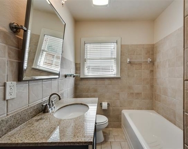 6043 Martel Avenue - Photo Thumbnail 12