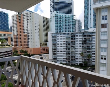 1430 Brickell Bay Dr - Photo Thumbnail 7