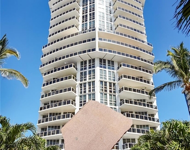 10225 Collins Ave - Photo Thumbnail 17