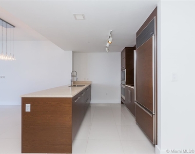 465 Brickell Ave Apt 5304 - Photo Thumbnail 18