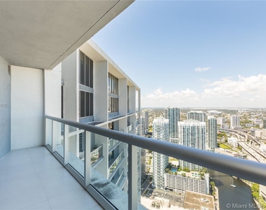 465 Brickell Ave Apt 5304 - Photo Thumbnail 6