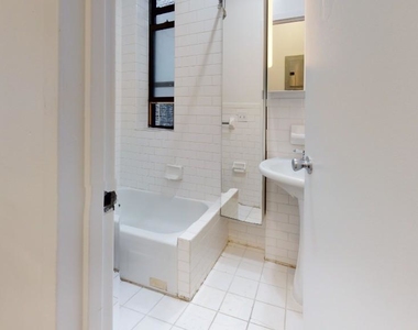 78 West 11 Street - Photo Thumbnail 7