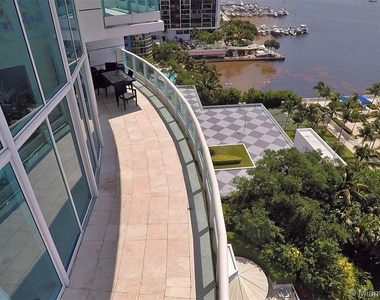 2127 Brickell Ave - Photo Thumbnail 8