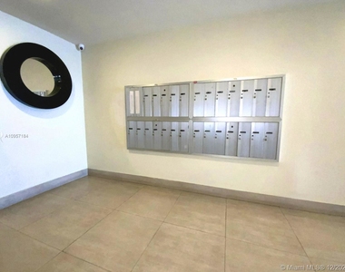 2924 Collins Ave - Photo Thumbnail 52