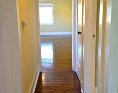 1269 Bellevue Avenue - Photo Thumbnail 11