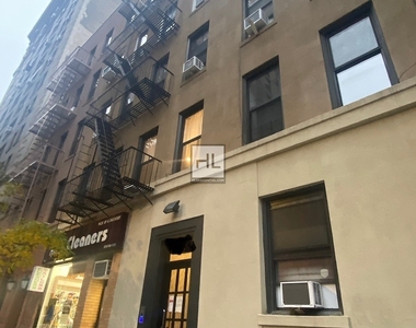 East 88 Street - Photo Thumbnail 14