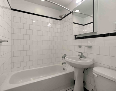 243 East 83rd Street - Photo Thumbnail 5