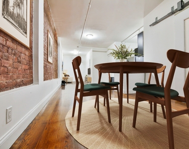 147 Grand Street - SoHo - Photo Thumbnail 1