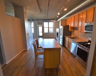 6 South Laflin Street - Photo Thumbnail 1