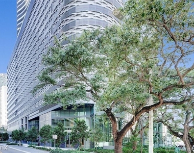 1000 Brickell Plz Fl 33131 - Photo Thumbnail 0