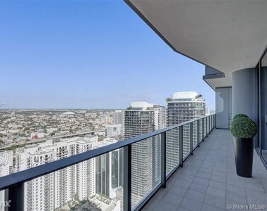 1000 Brickell Plz Fl 33131 - Photo Thumbnail 18