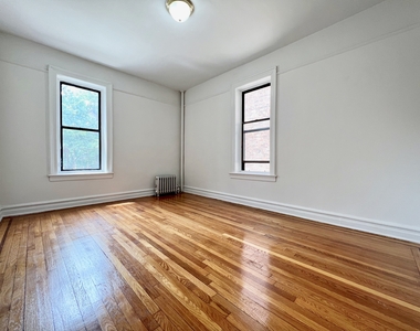 160 Fenimore Street - Photo Thumbnail 4