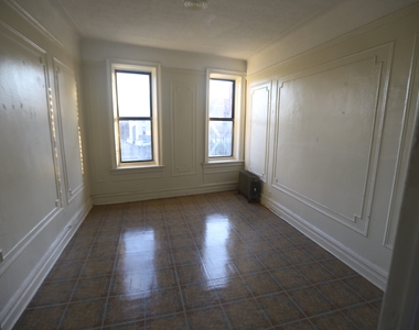 271 Sullivan Place - Photo Thumbnail 3