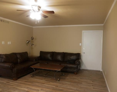 11316 Park Central Place - Photo Thumbnail 5