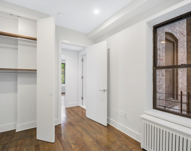 157 East 81st Street - Photo Thumbnail 8