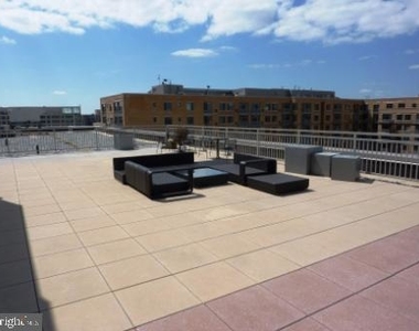 440 L Street Nw - Photo Thumbnail 2