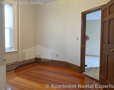 18a Prospect Hill Ave - Photo Thumbnail 14