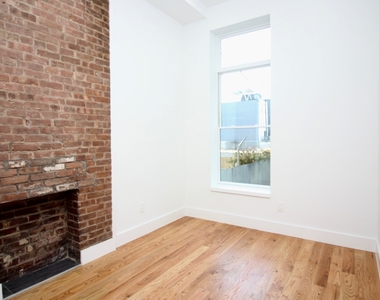 378 Nostrand Avenue - Photo Thumbnail 5