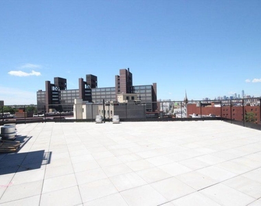 810 Flushing Avenue - Photo Thumbnail 4