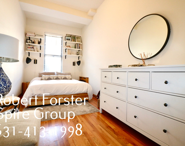 47 West 75th Street - Photo Thumbnail 2