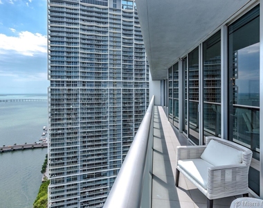 465 Brickell Ave - Photo Thumbnail 21