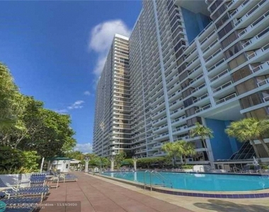 1717 N Bayshore Dr - Photo Thumbnail 39