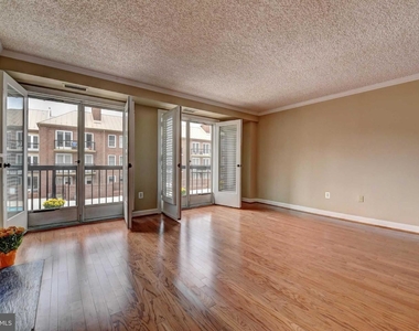 801 S Pitt St #332 - Photo Thumbnail 8