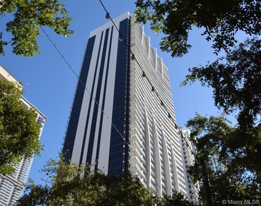 1010 Brickell Ave Unit 1706 - Photo Thumbnail 18