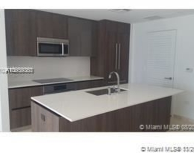 68 Se 6th St Apt 3908 - Photo Thumbnail 2