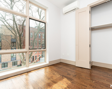 847 Madison Street - Photo Thumbnail 16