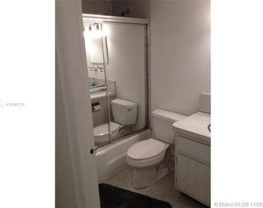 999 Brickell Bay Dr  #1206 - Photo Thumbnail 5