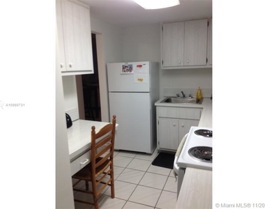 999 Brickell Bay Dr  #1206 - Photo Thumbnail 4